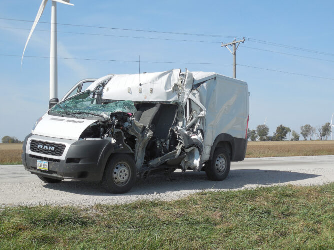 One injured in Sunday afternoon crash | News, Sports, Jobs